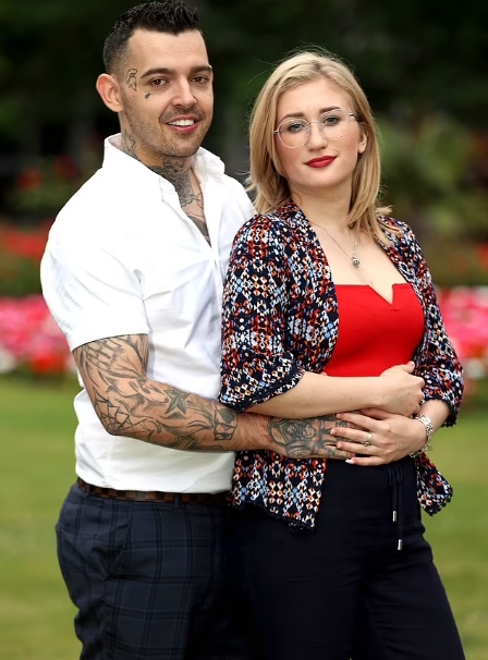 Жертва любовного трикутника в Британії Софія Каркадим знову потрапила в халепу: її розшукує поліція